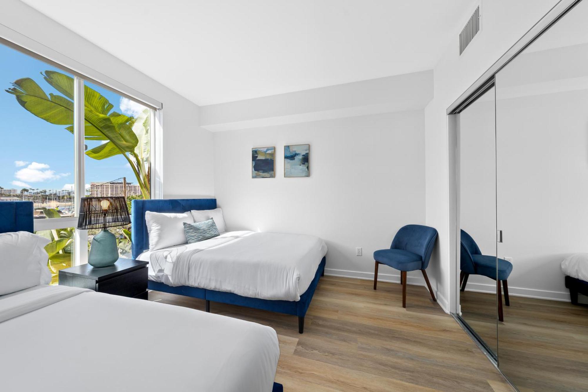The Turquoise Lounge - Chic 2br View Pool, Sauna Los Ángeles
